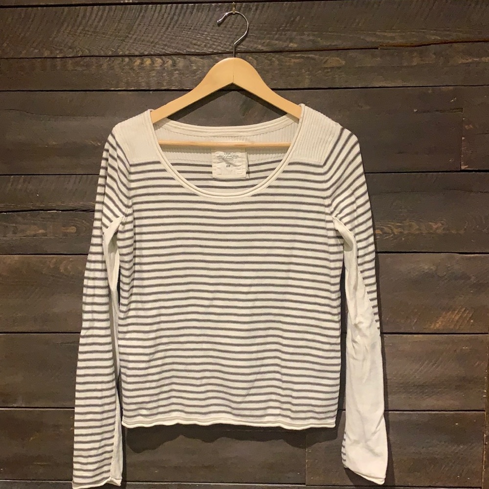 H & M Sweater